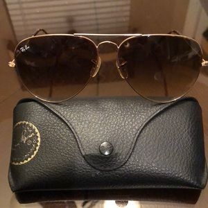 Aviators style gradient sunglasses